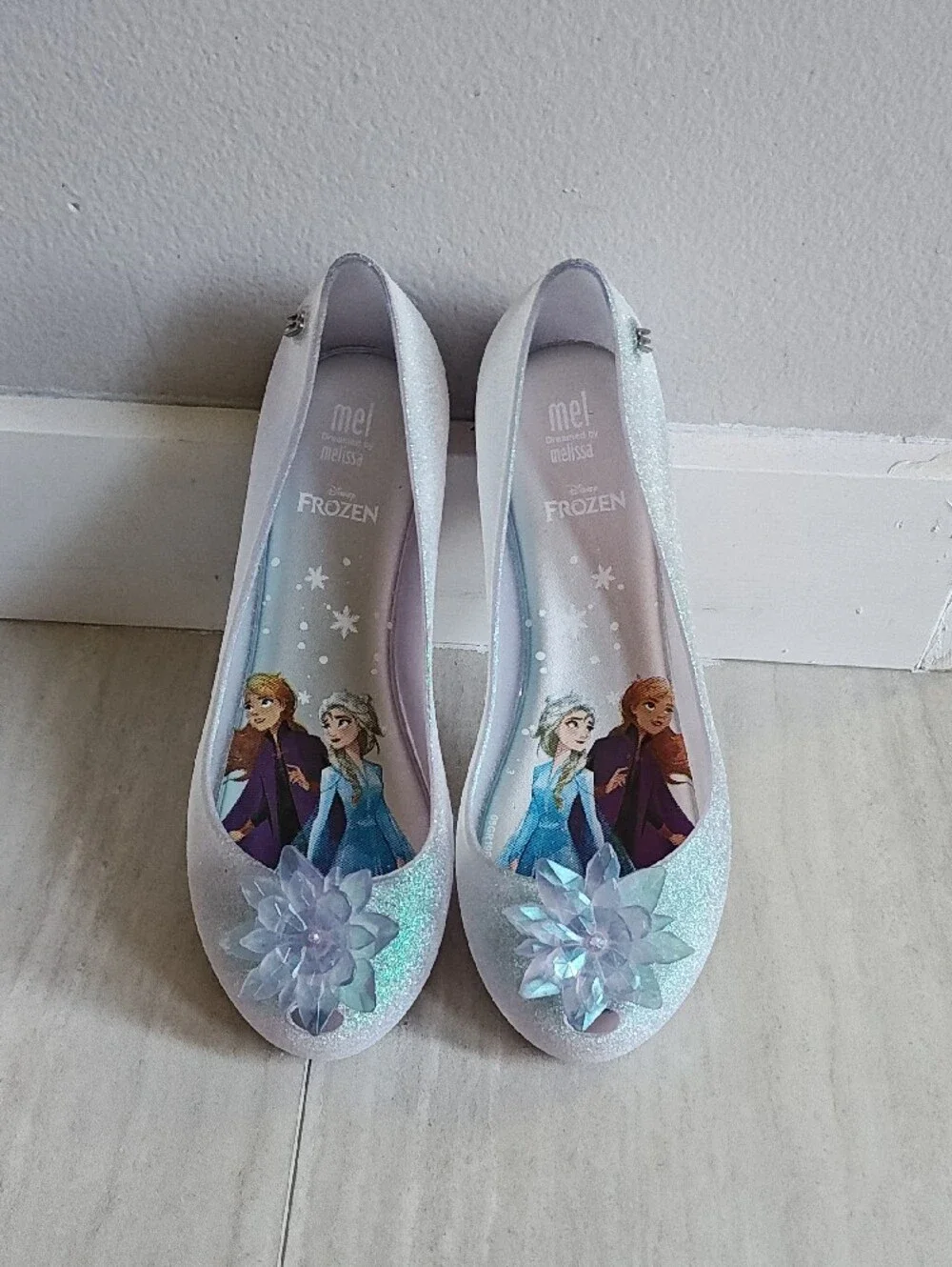 Mini Melissa Iridescent Glitter Ballet Flats with Flower Accent Size 4 Youth